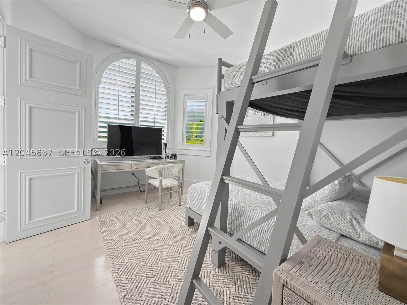 DEERING BAY ESTATES - Residential