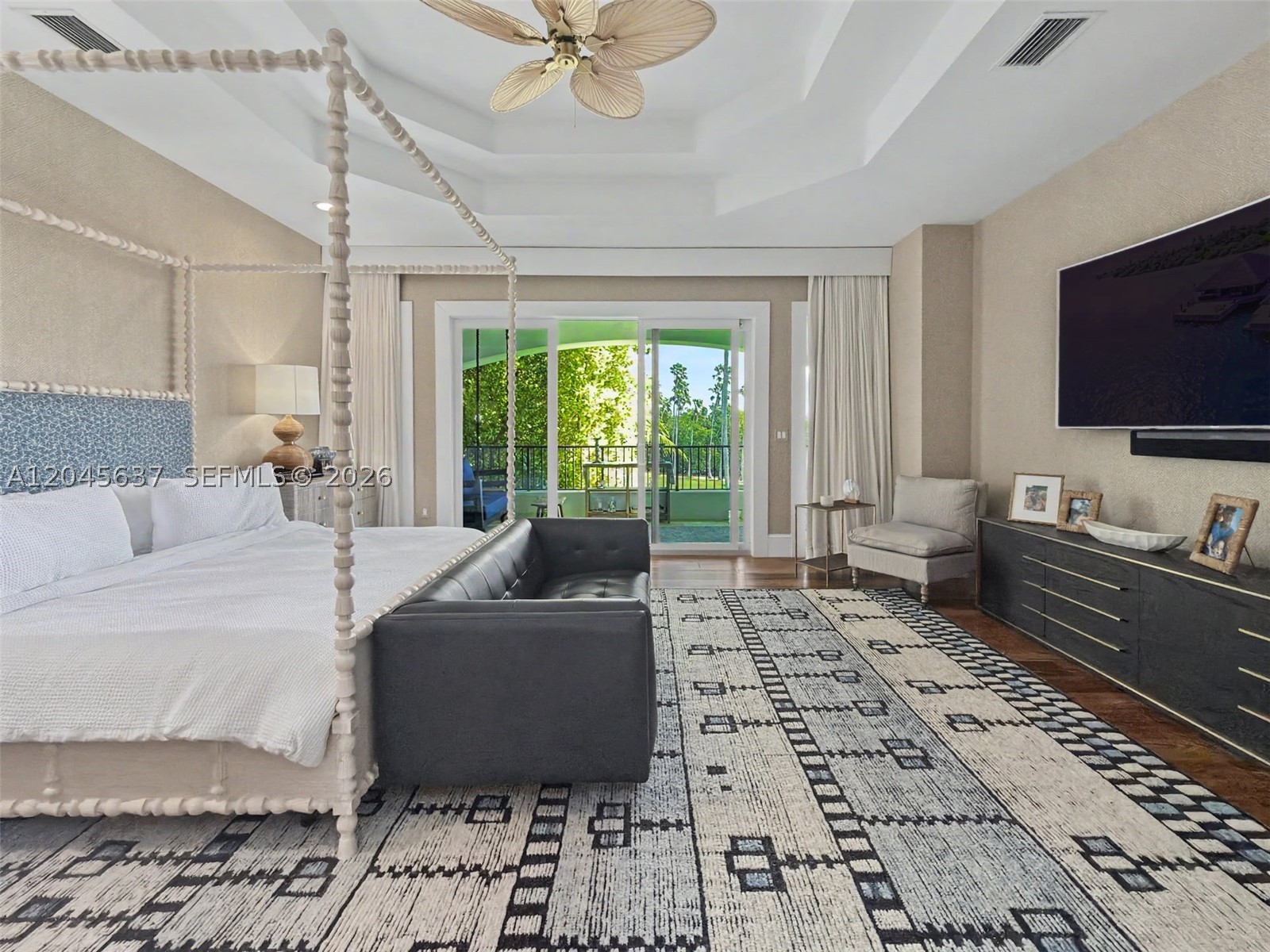 DEERING BAY ESTATES - Residential