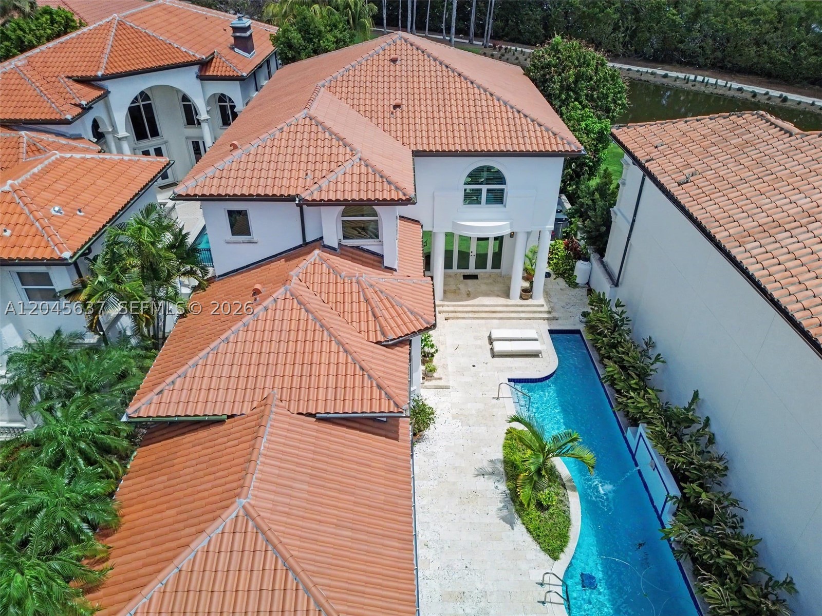 DEERING BAY ESTATES - Residential