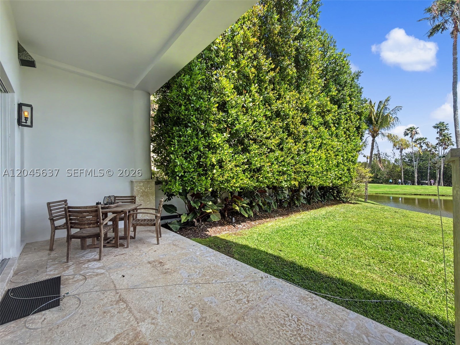 DEERING BAY ESTATES - Residential