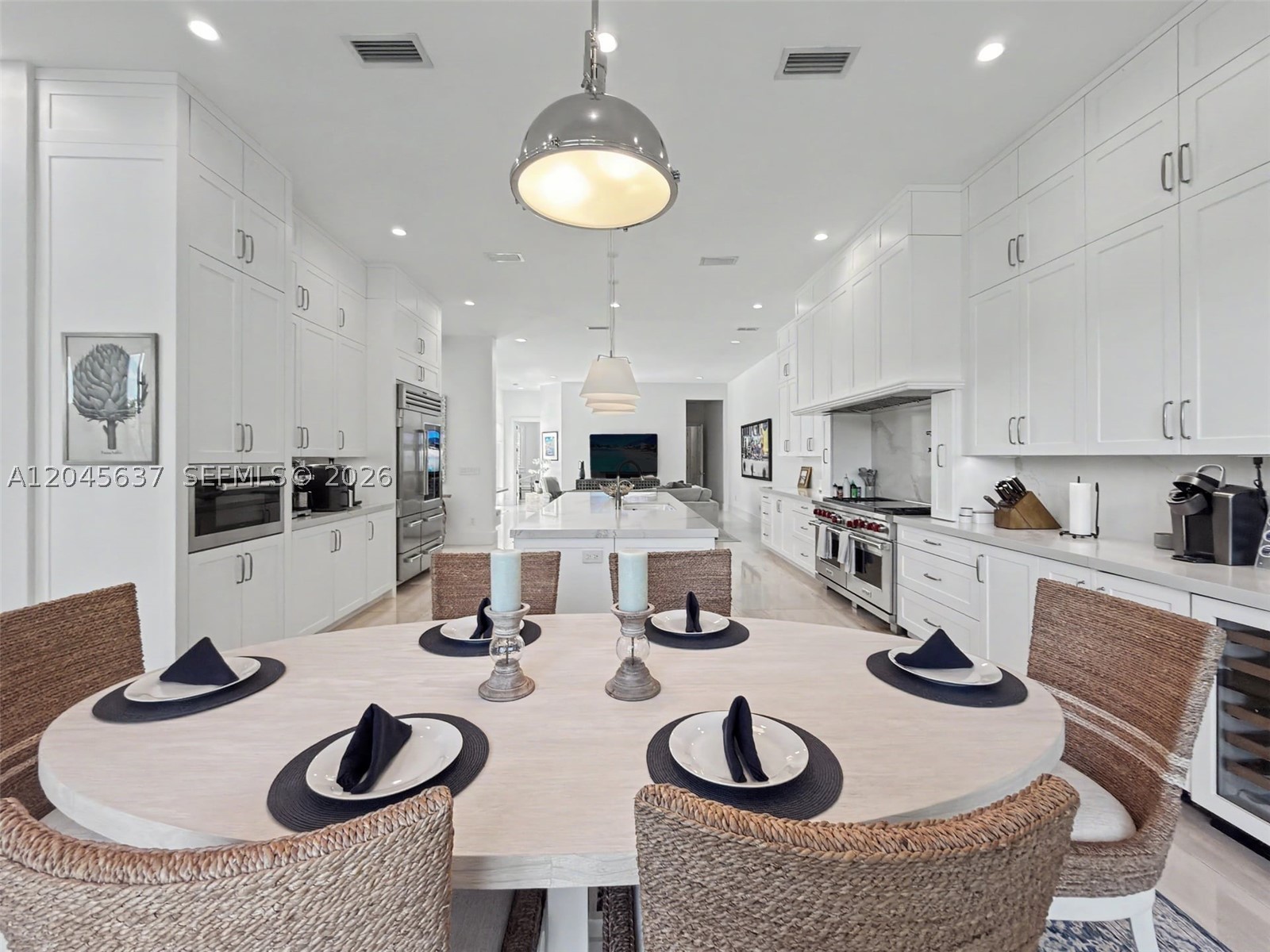 DEERING BAY ESTATES - Residential
