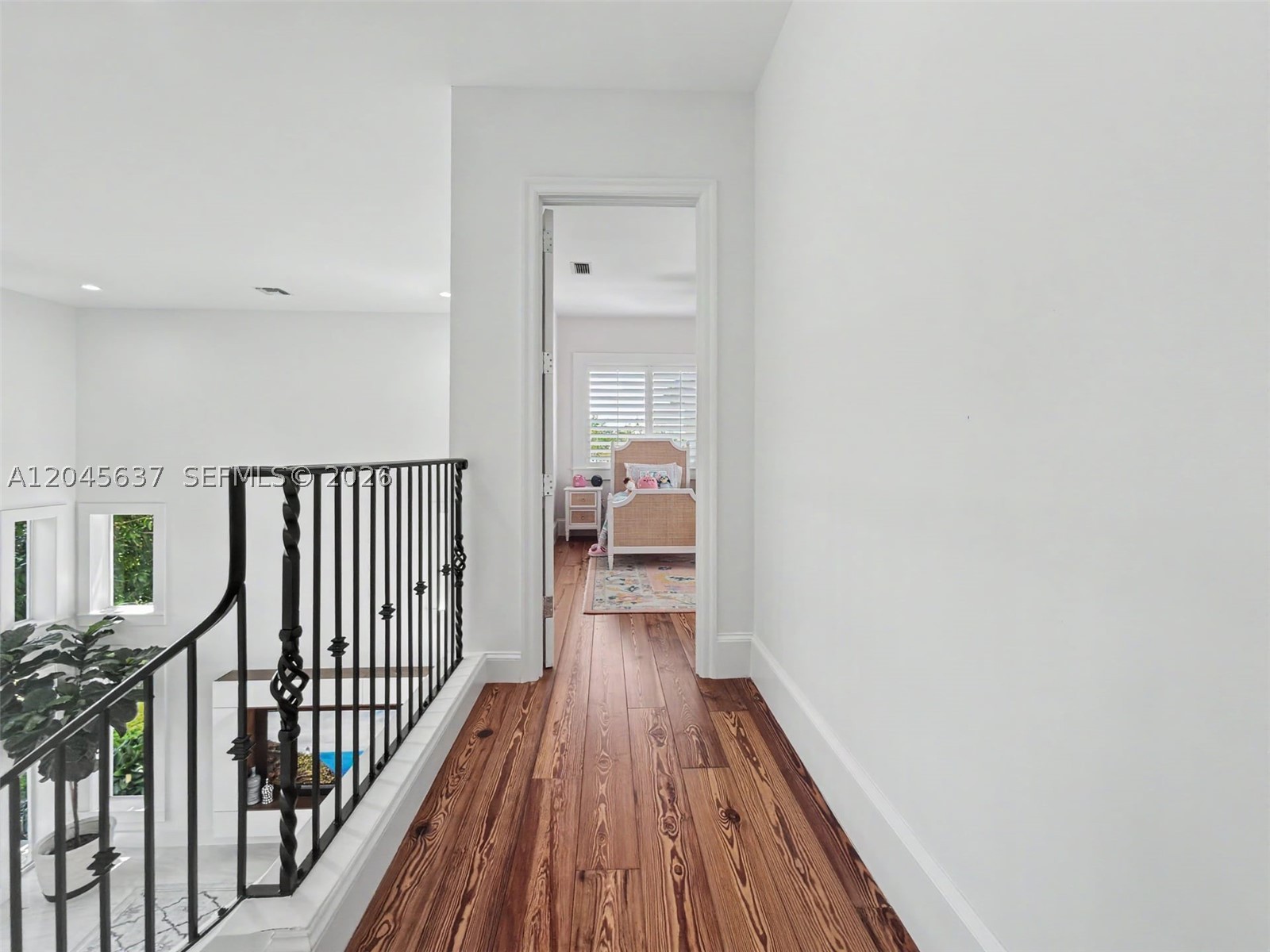 DEERING BAY ESTATES - Residential