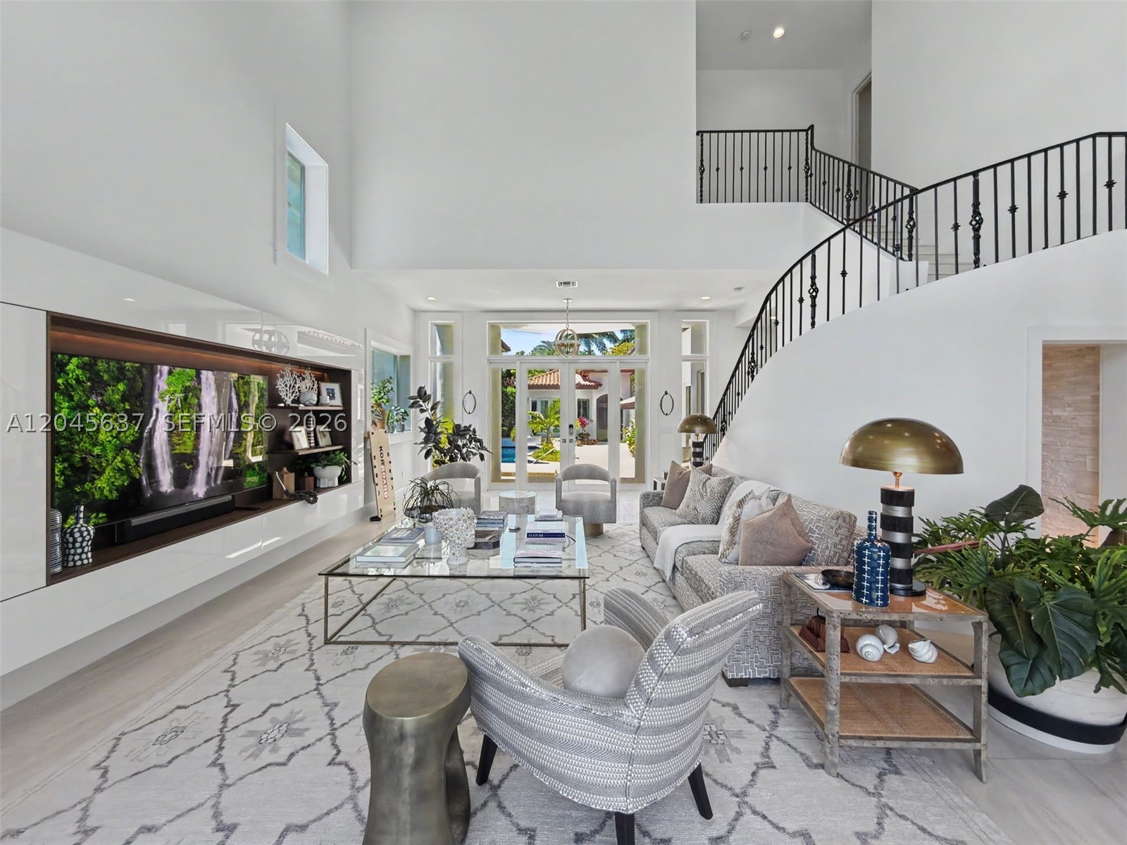 DEERING BAY ESTATES - Residential