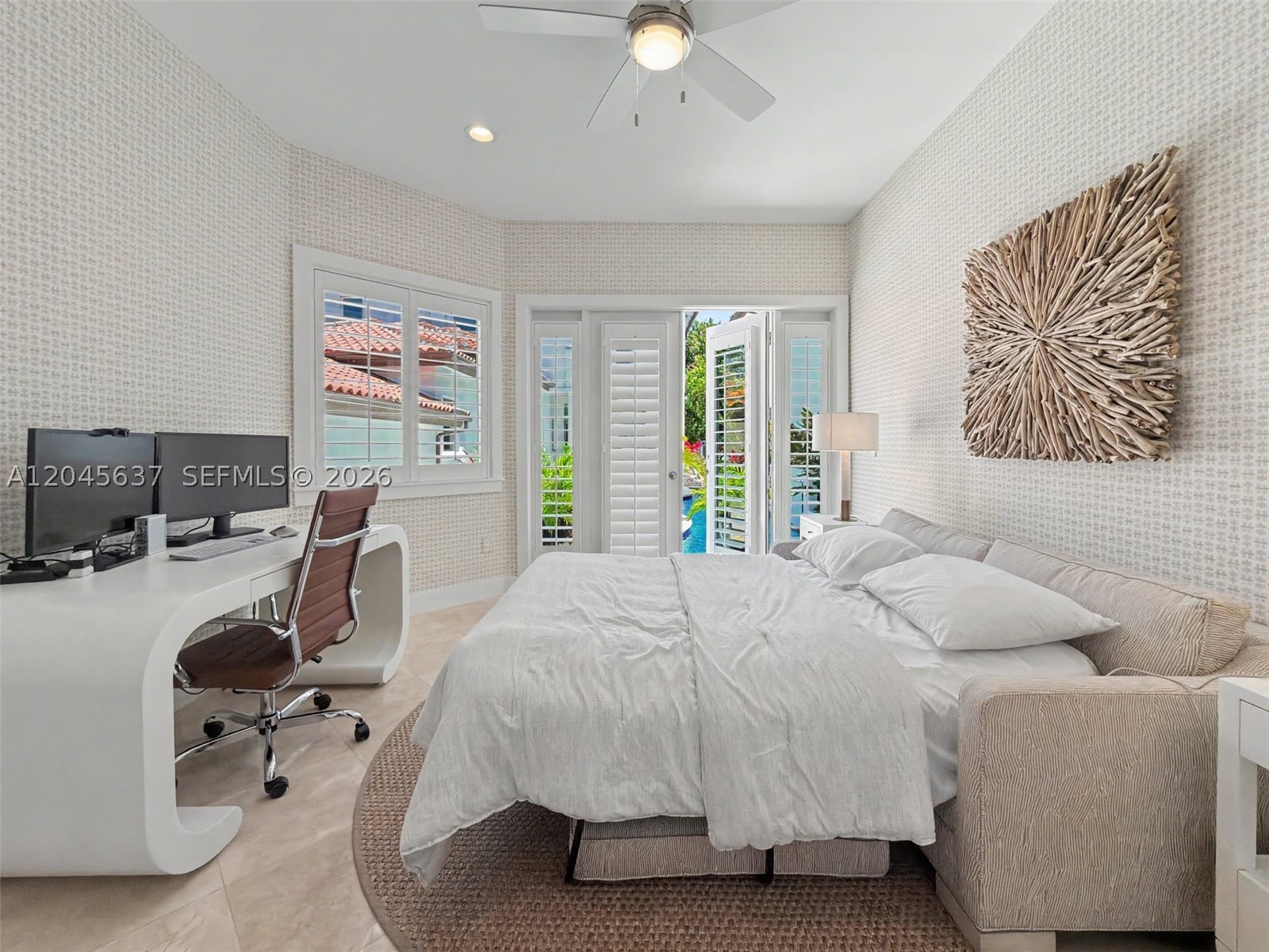 DEERING BAY ESTATES - Residential