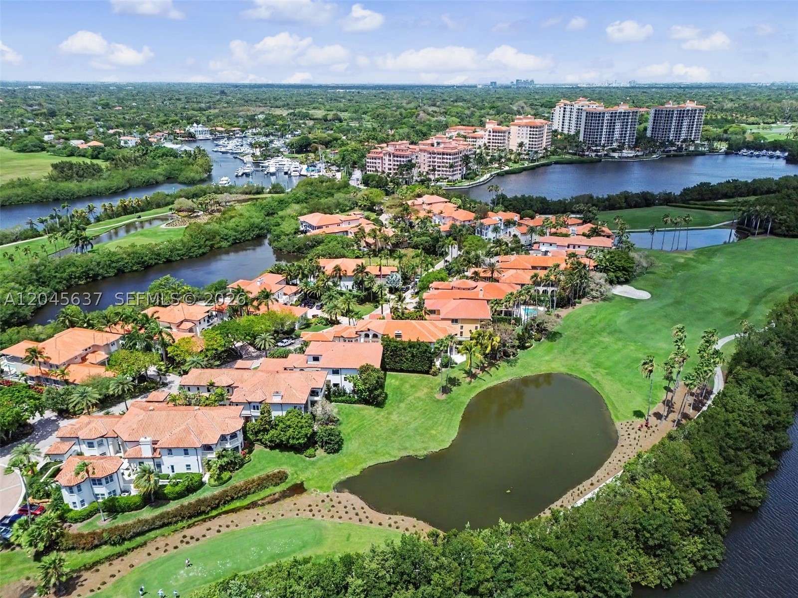 DEERING BAY ESTATES - Residential