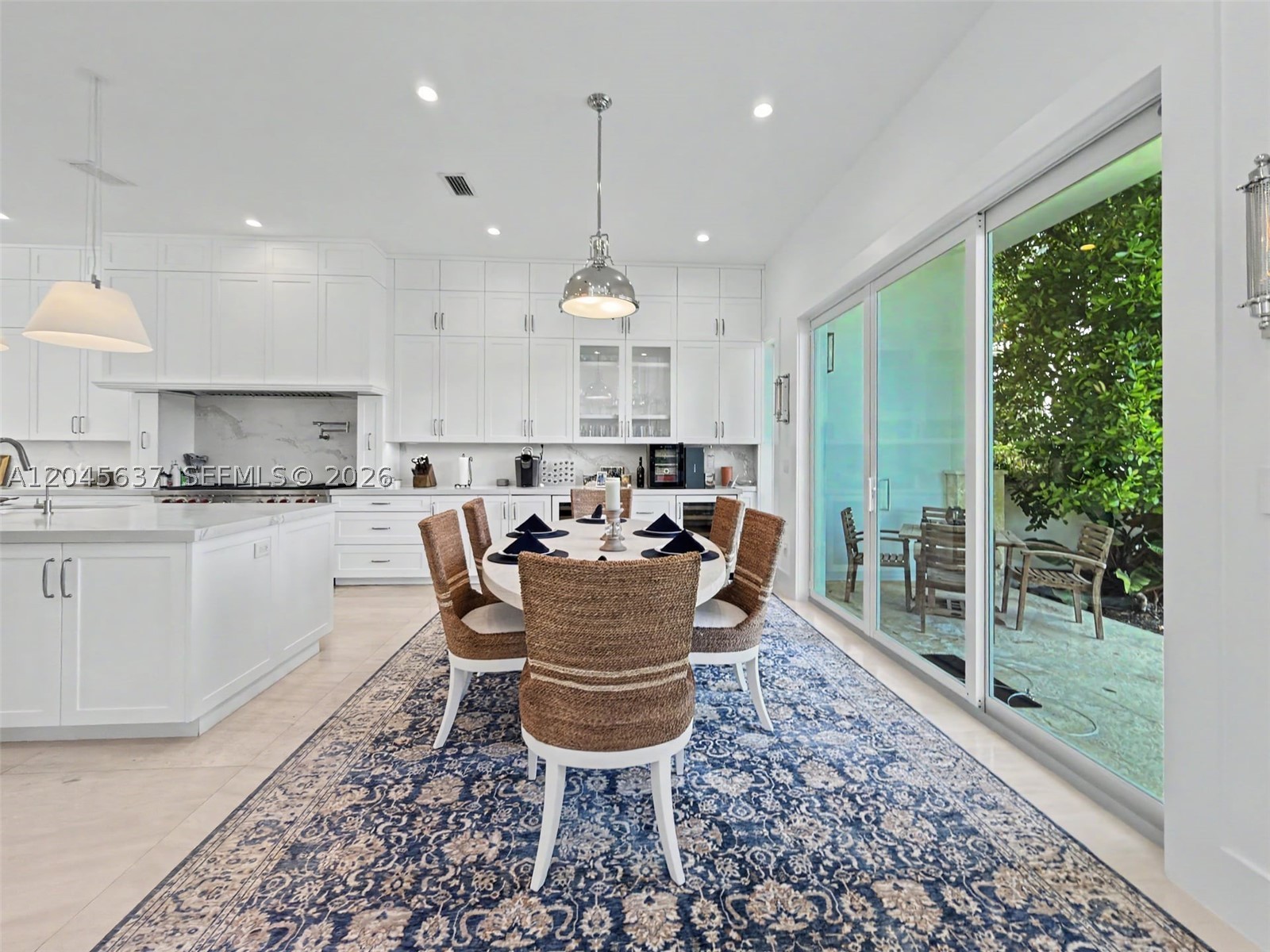 DEERING BAY ESTATES - Residential