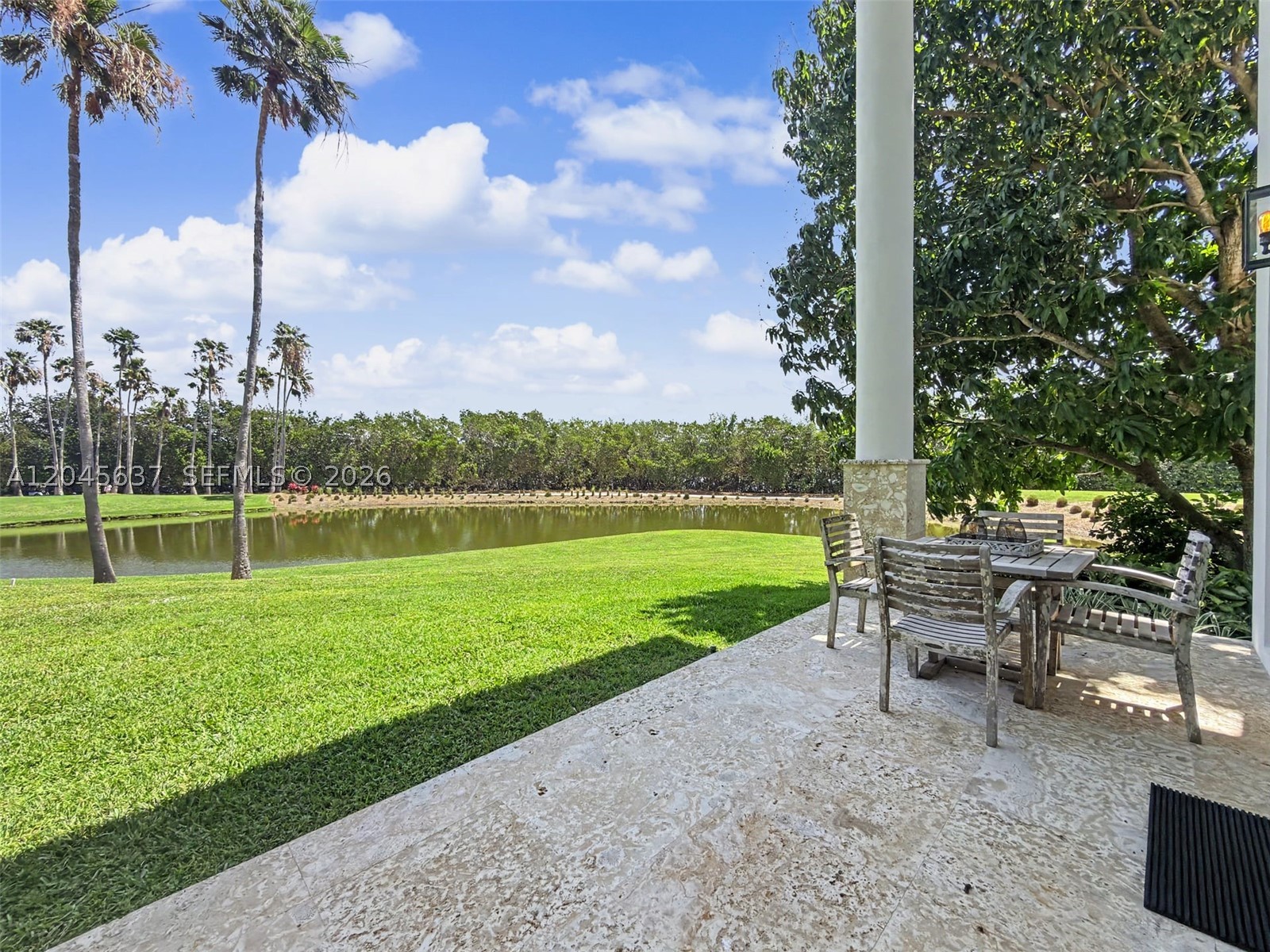 DEERING BAY ESTATES - Residential