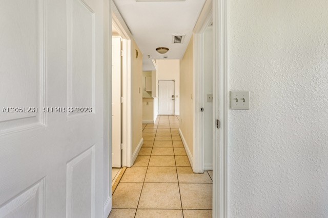 VISTA TRACE 8 CONDO - Residential