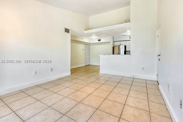 VISTA TRACE 8 CONDO - Residential