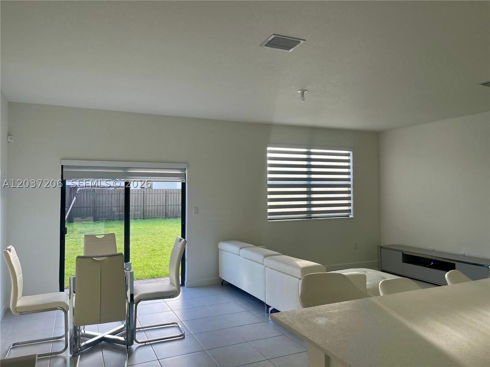 SIENA RESERVE - Residential