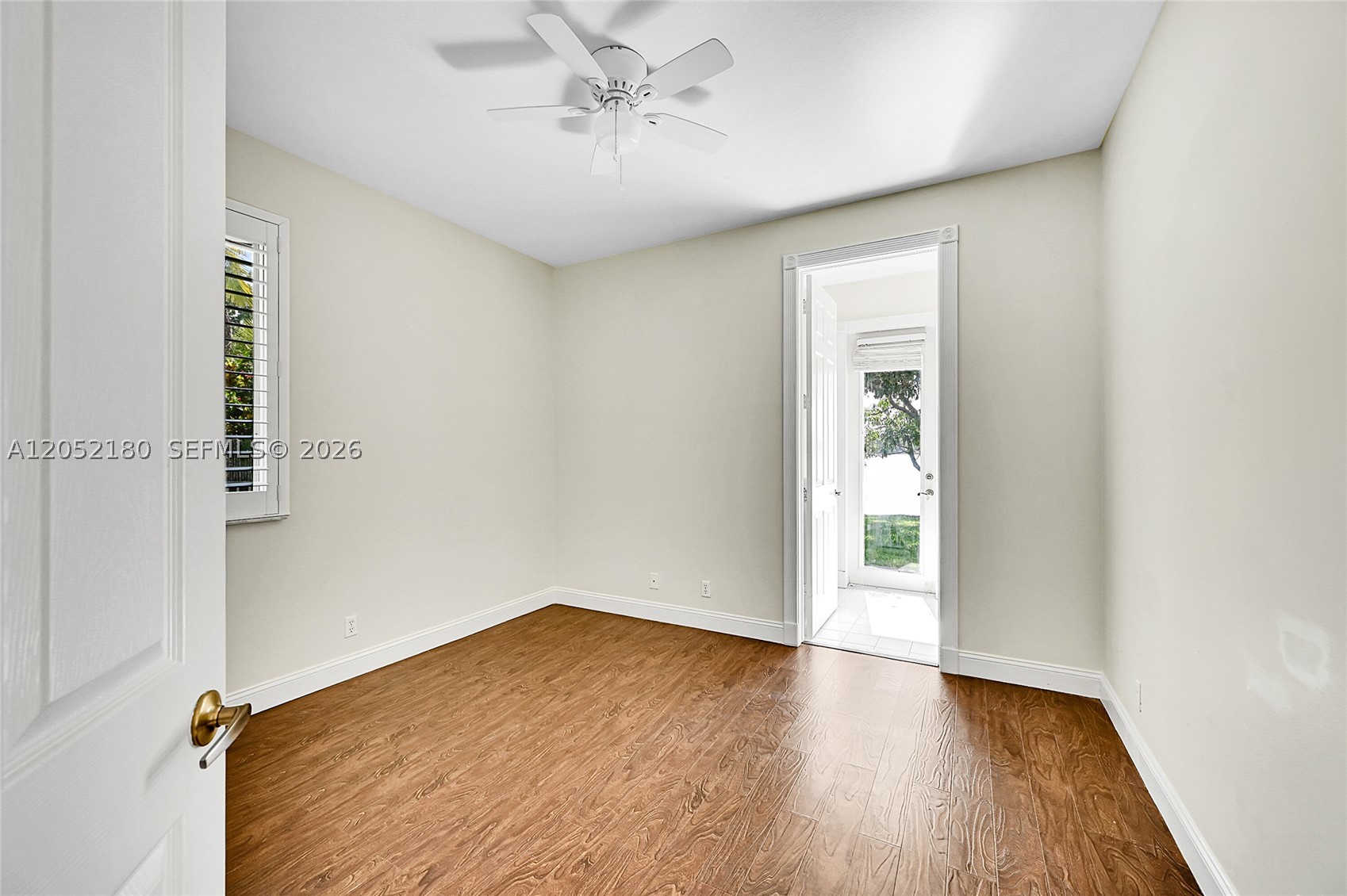MARINERS COVE OF EAGLE LA - Residential Lease