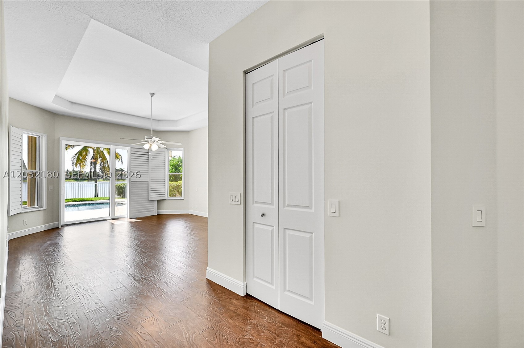 MARINERS COVE OF EAGLE LA - Residential Lease