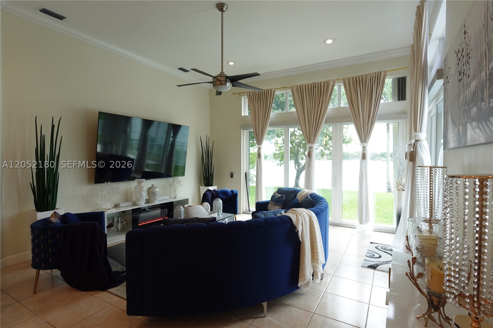 MARINERS COVE OF EAGLE LA - Residential Lease
