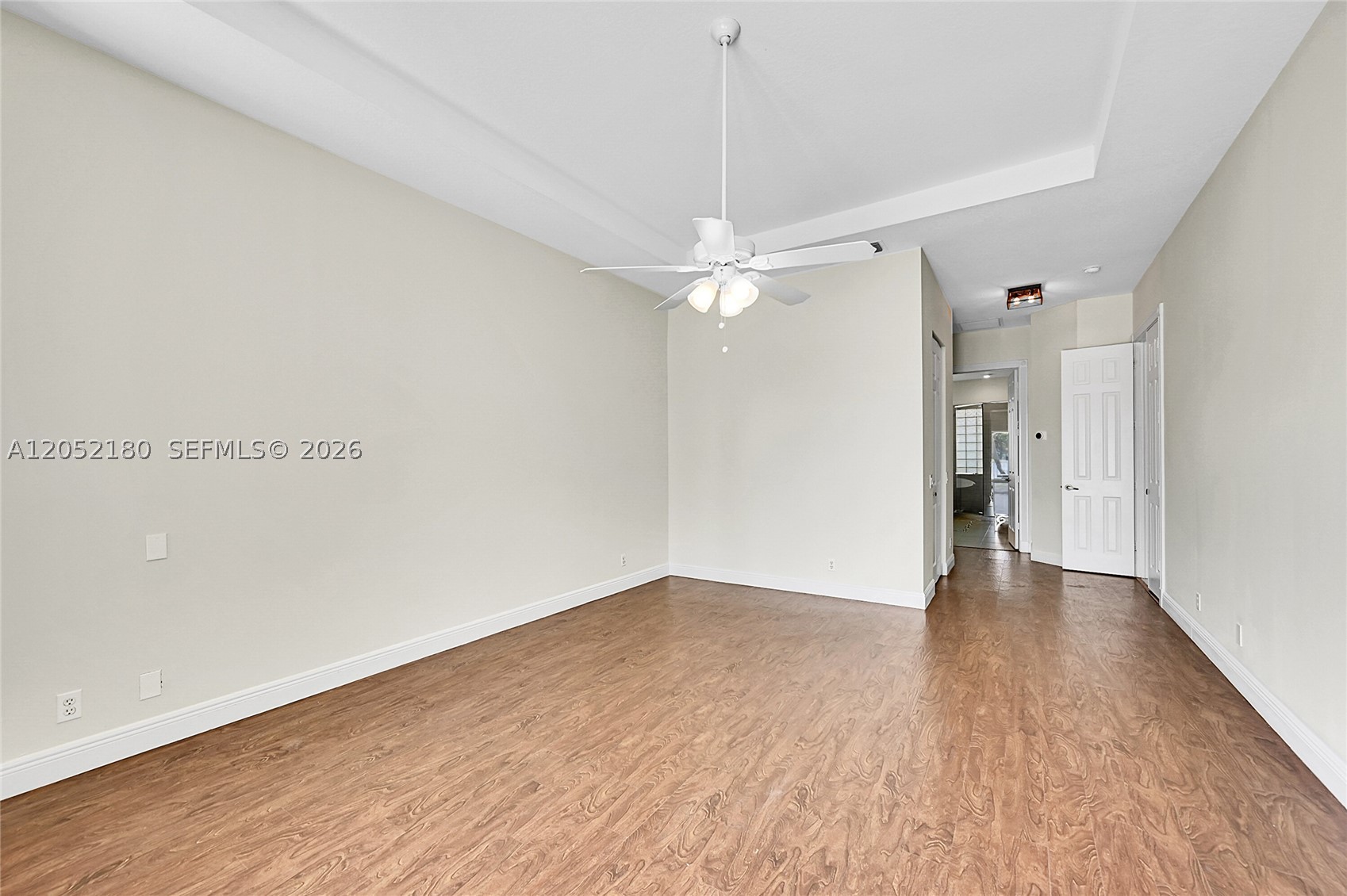 MARINERS COVE OF EAGLE LA - Residential Lease