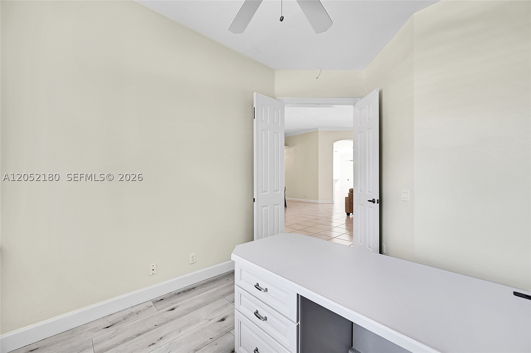 MARINERS COVE OF EAGLE LA - Residential Lease