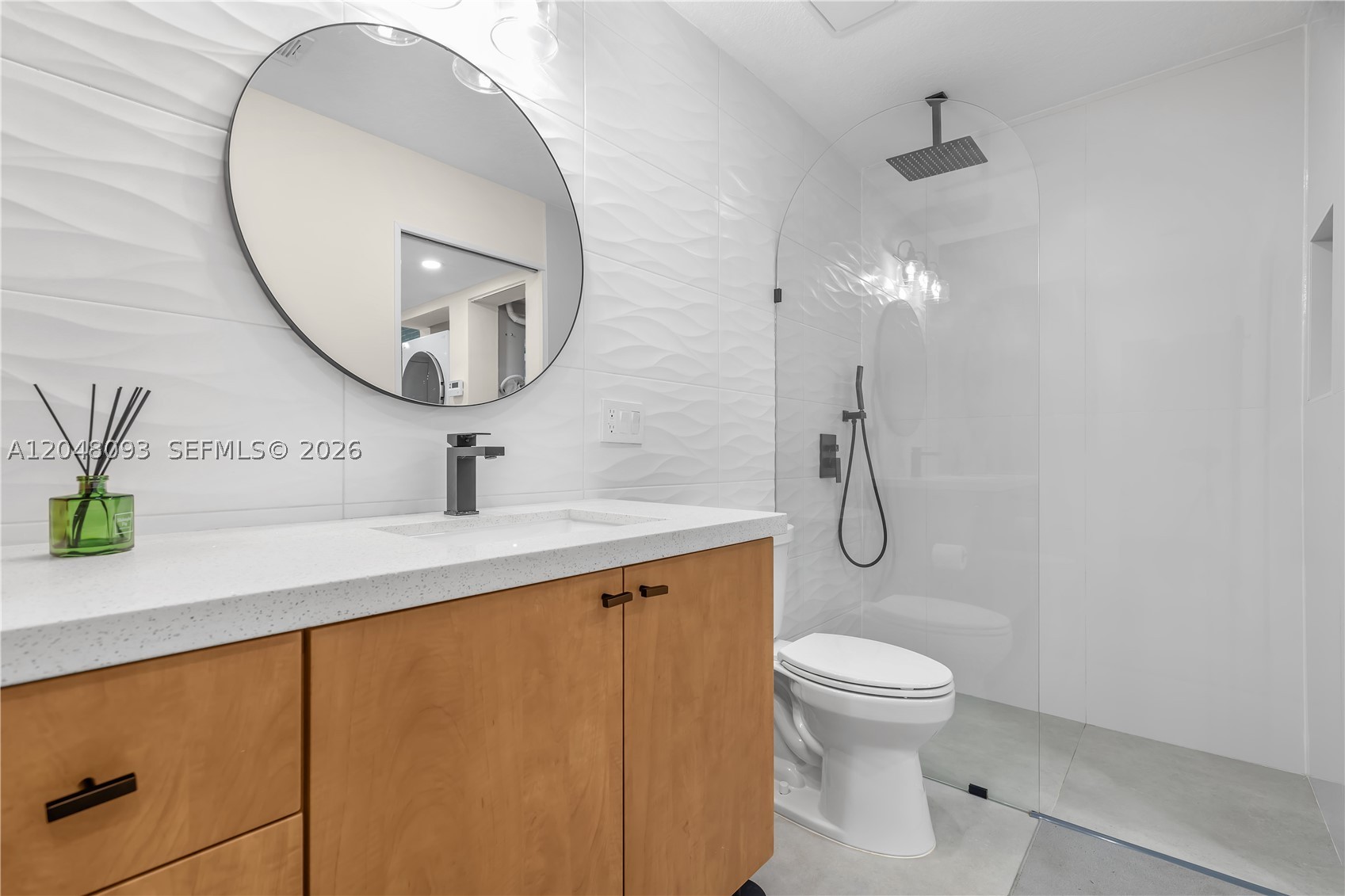LA FUENTE CONDO - Residential Lease