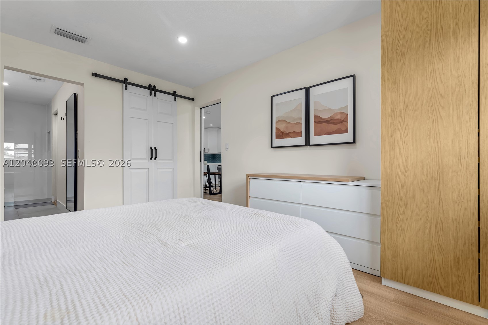 LA FUENTE CONDO - Residential Lease