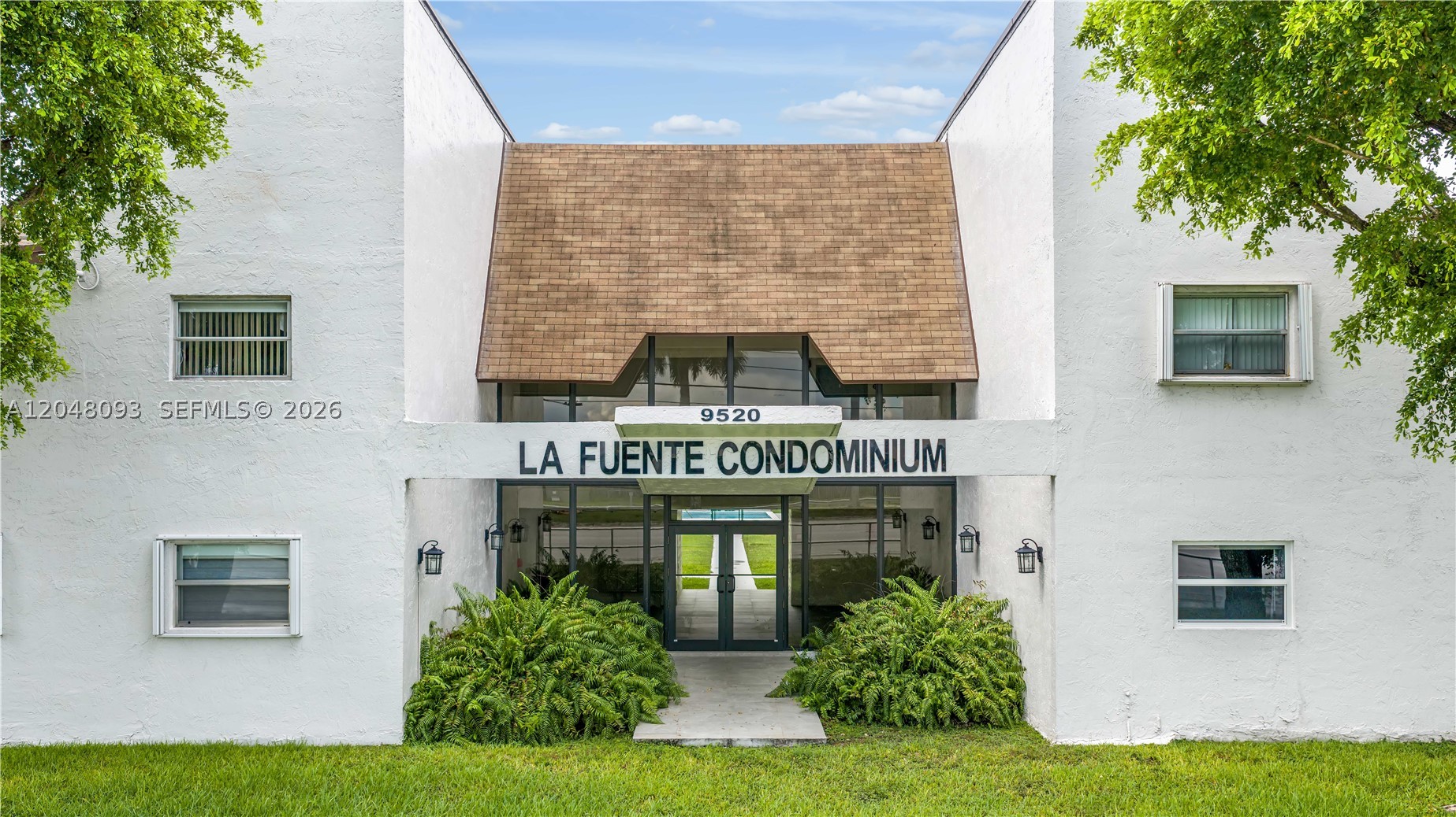 LA FUENTE CONDO - Residential Lease