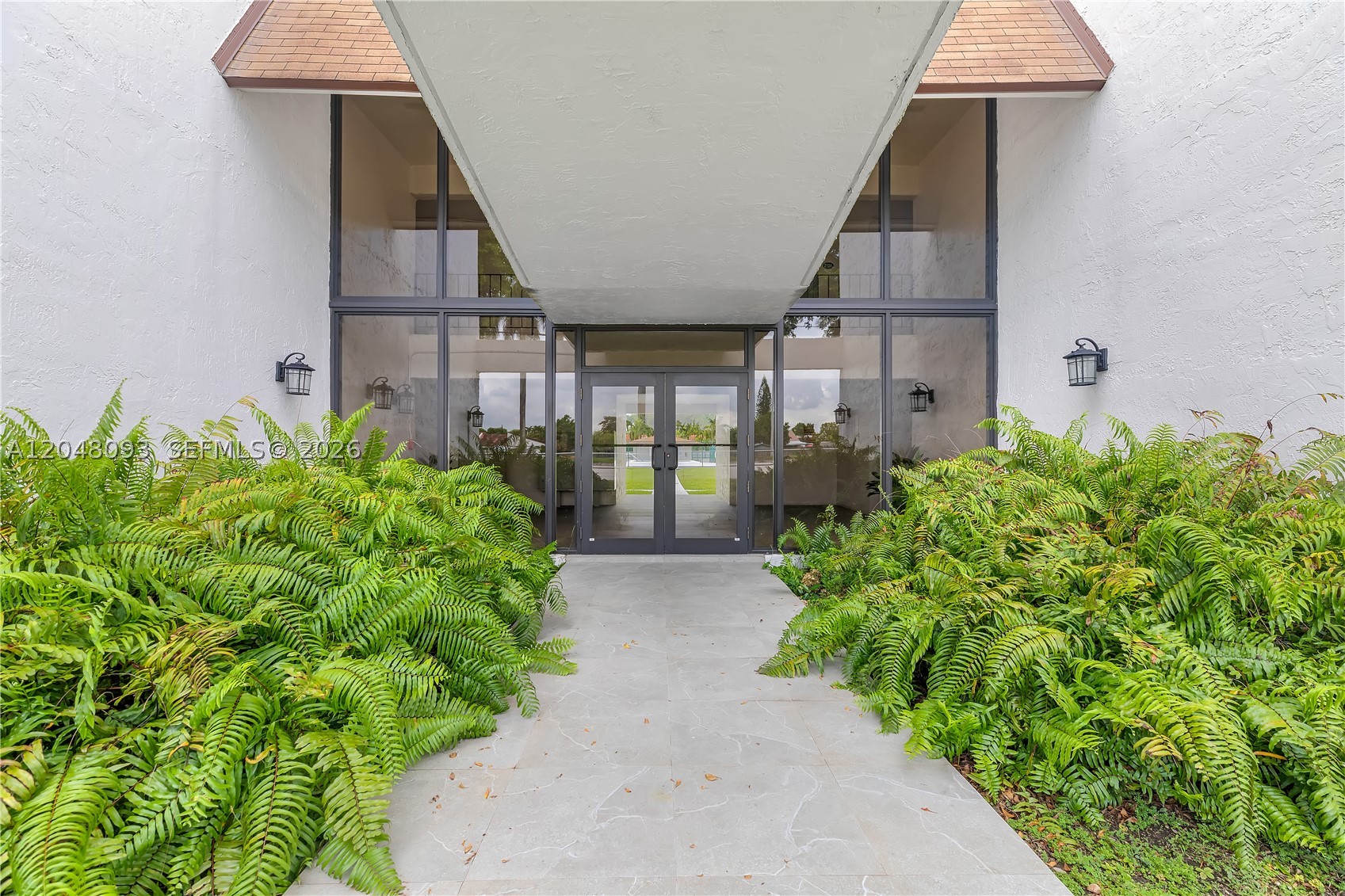 LA FUENTE CONDO - Residential Lease