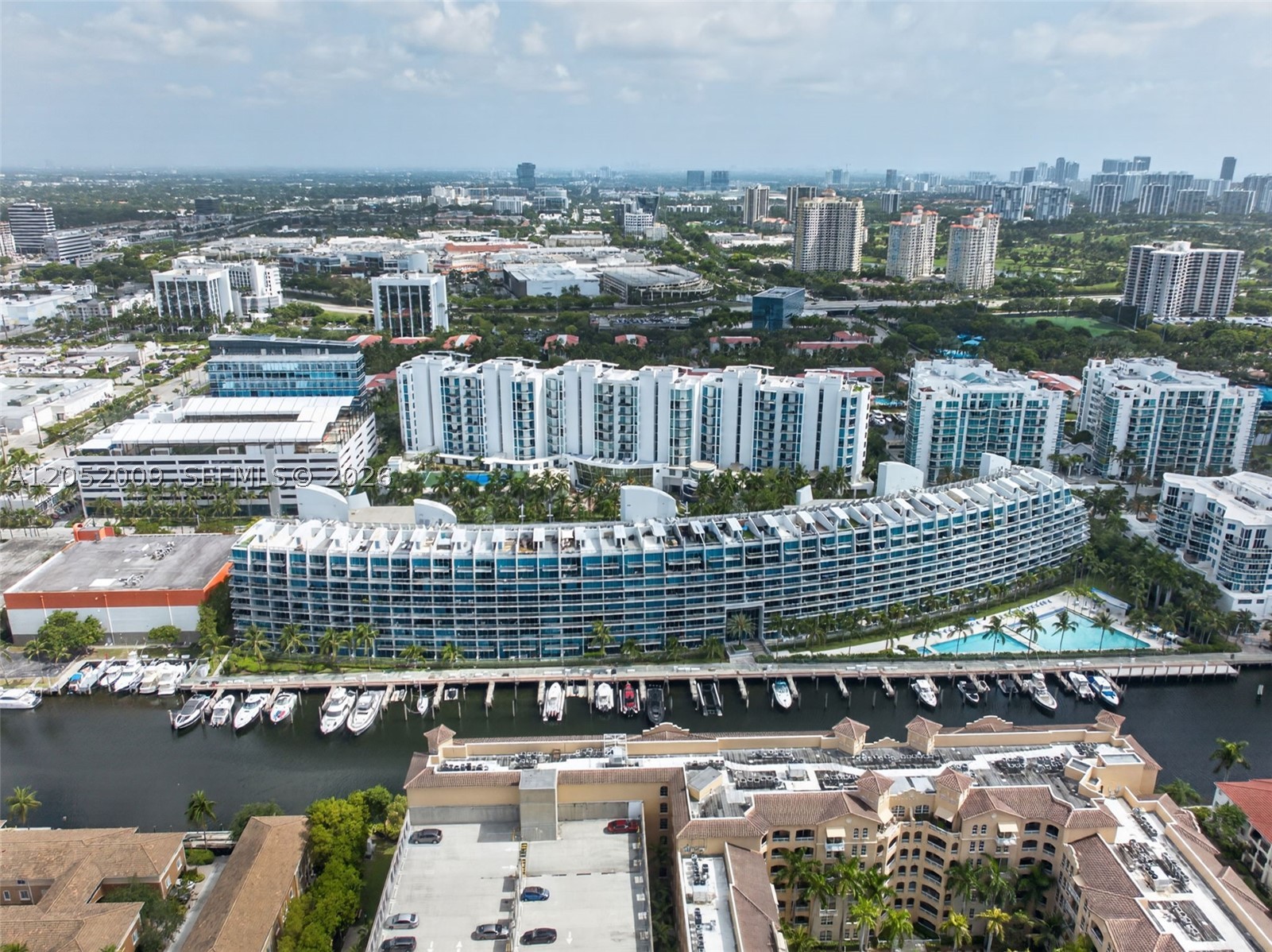 ARTECH RESIDENCES AT AVEN - Residential Lease