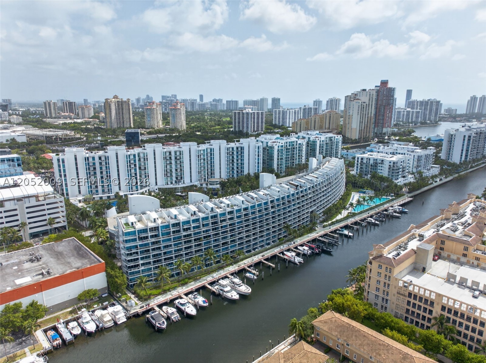 ARTECH RESIDENCES AT AVEN - Residential Lease