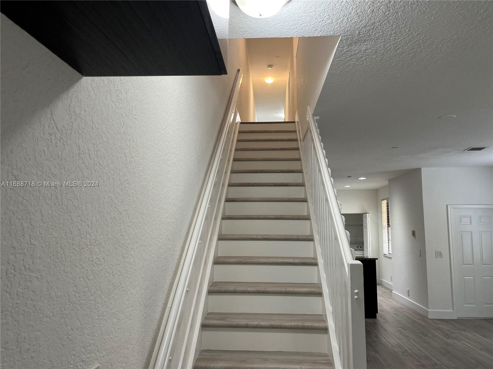 Couyart at the Grove - Residential Lease
