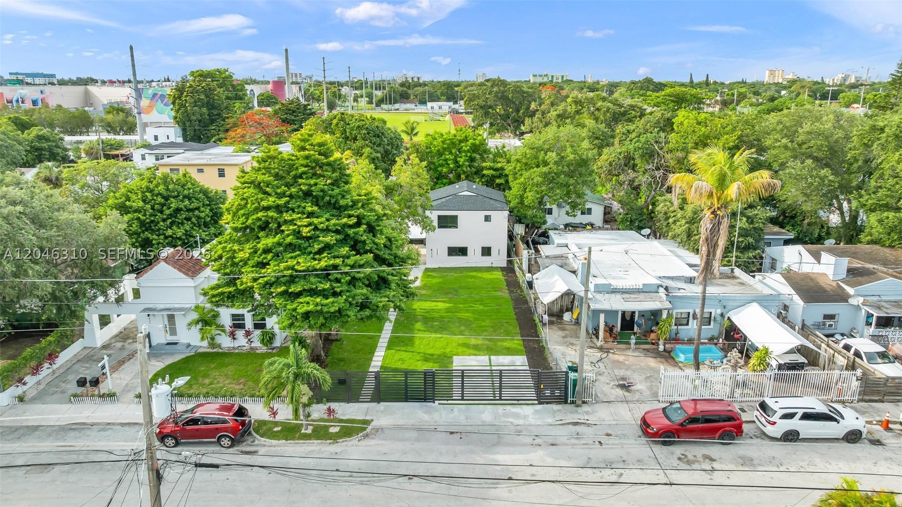 COLLEGE PARK - Residential