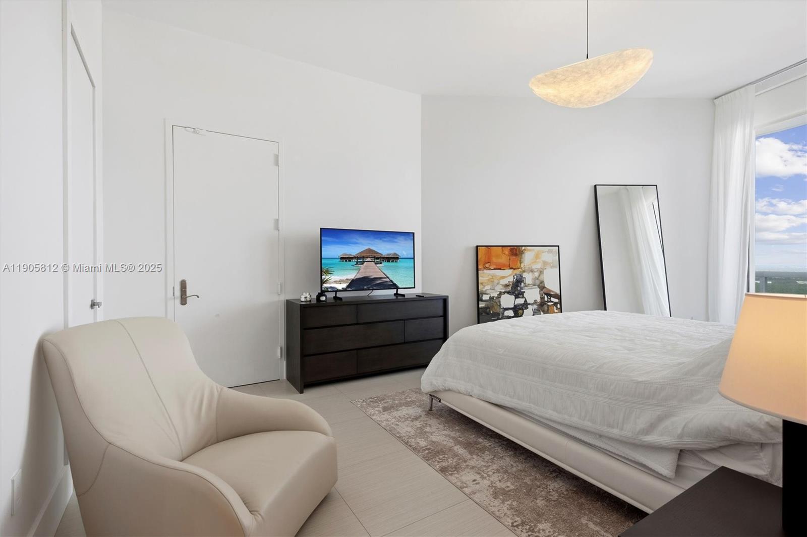 TDR TOWER III CONDO - Residential