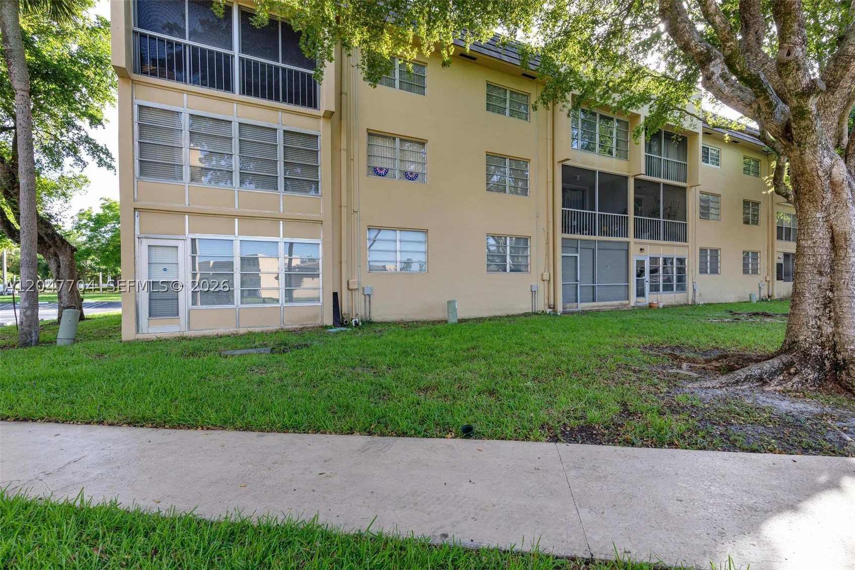 BERMUDA CLUB ONE CONDO - Residential