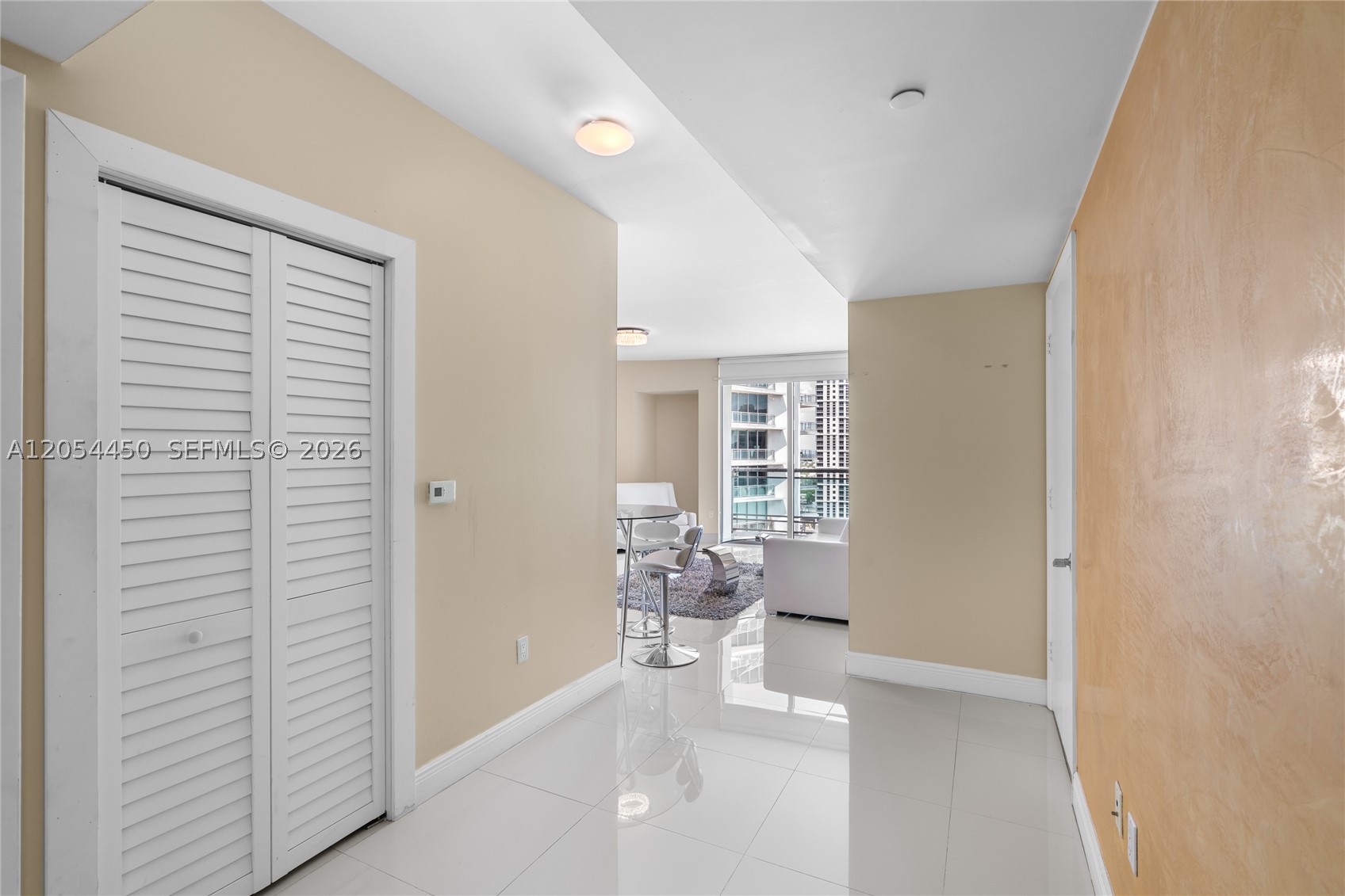 WIND CONDO - Residential Lease