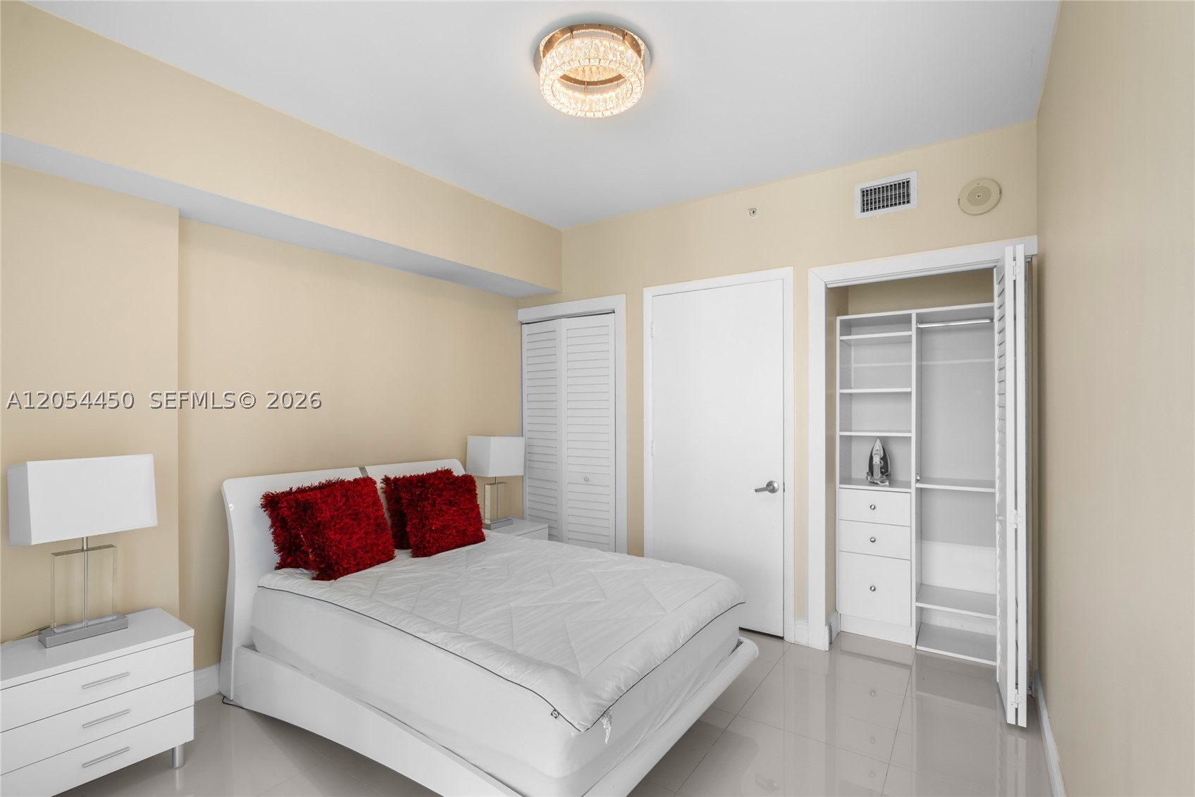 WIND CONDO - Residential Lease