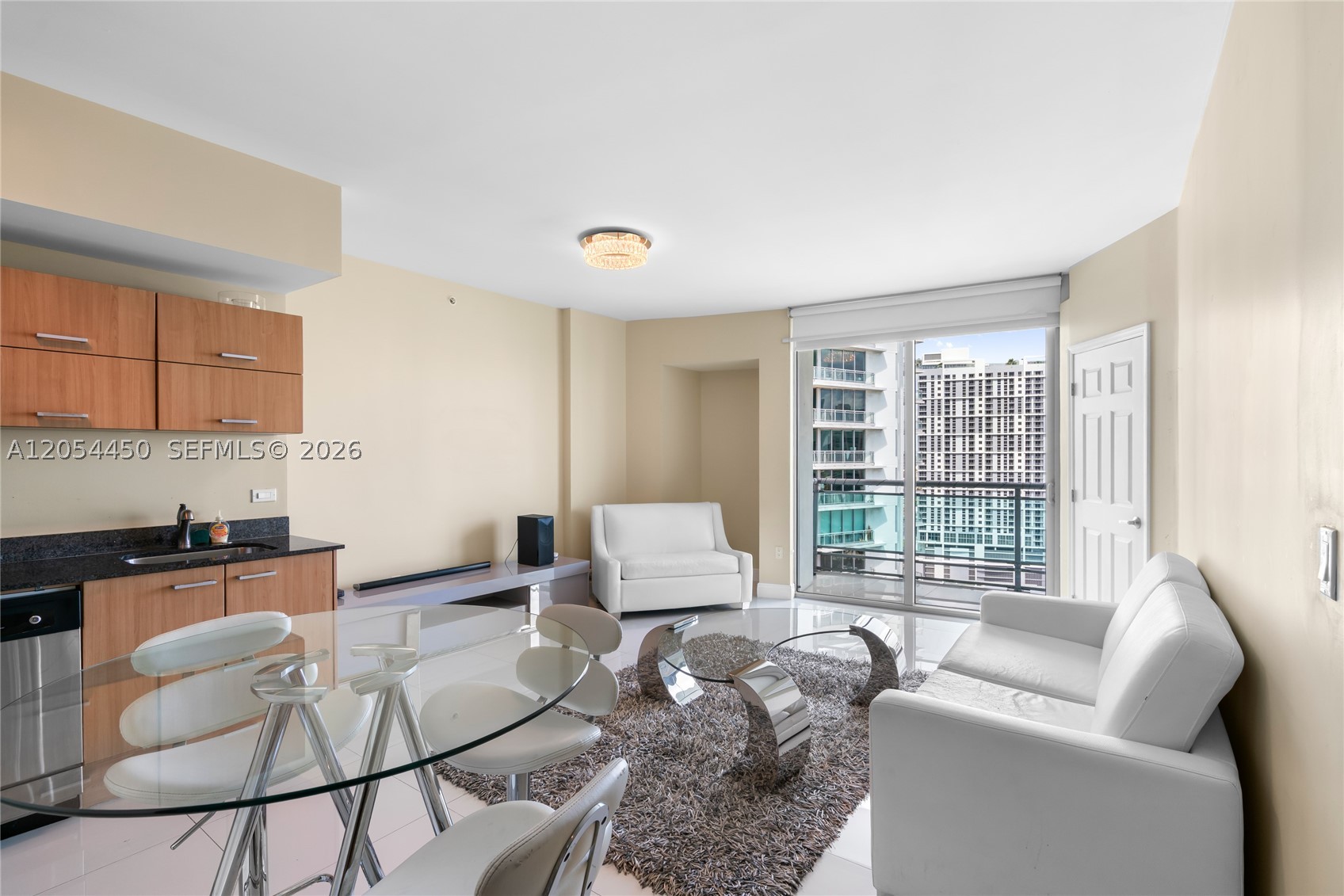WIND CONDO - Residential Lease