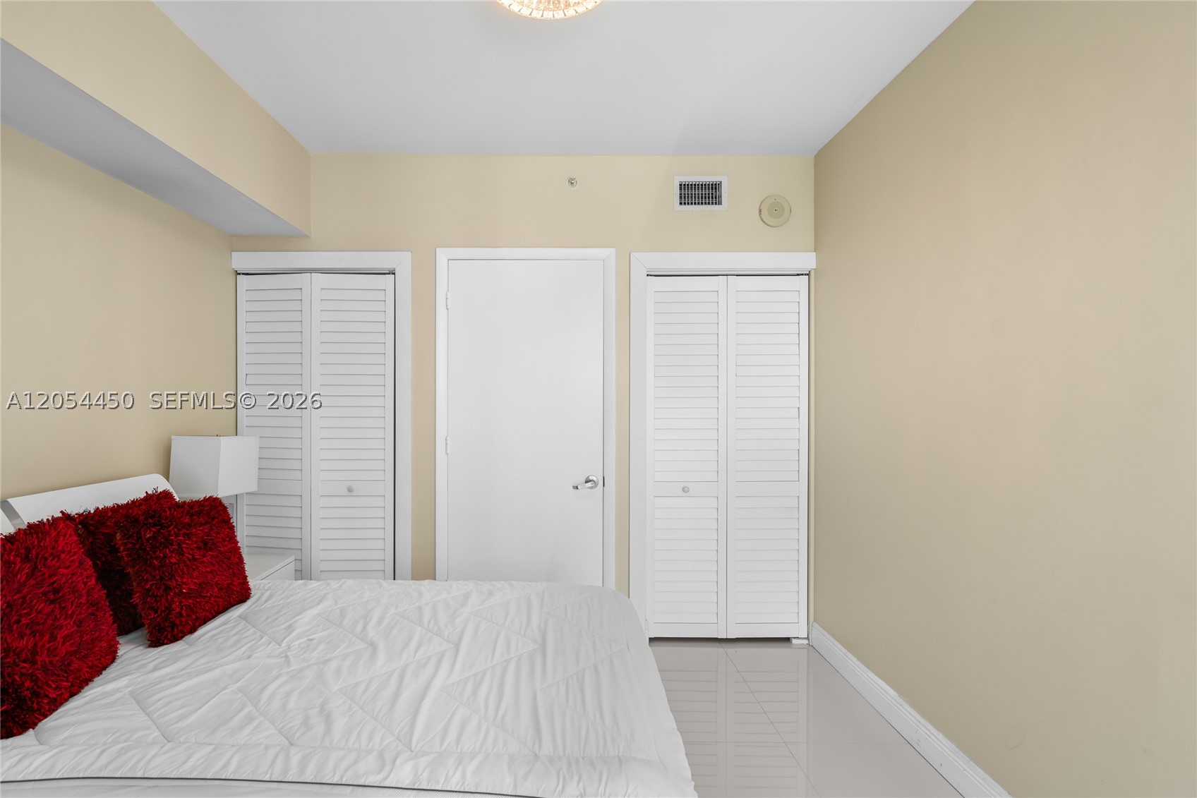 WIND CONDO - Residential Lease