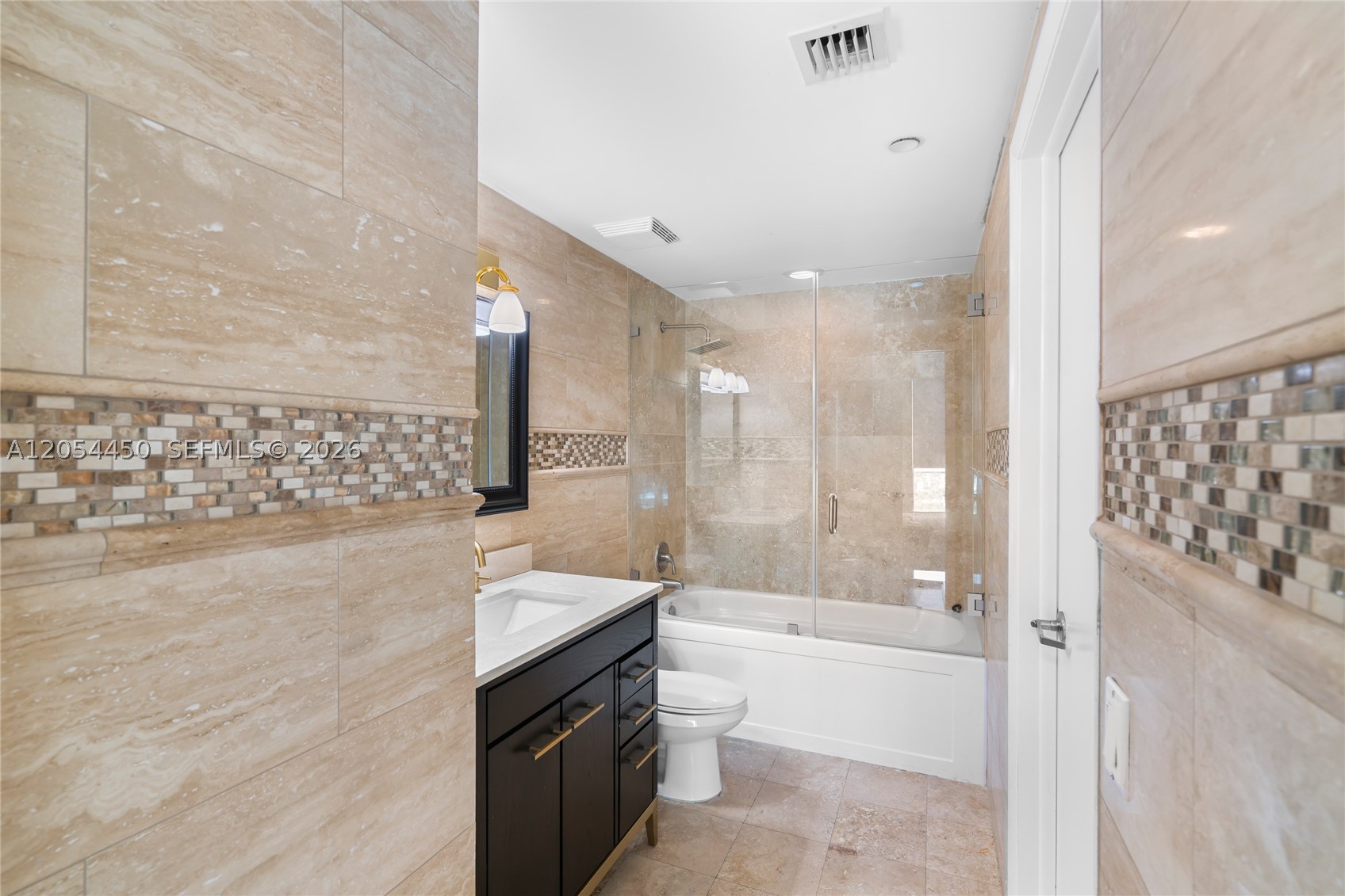 WIND CONDO - Residential Lease