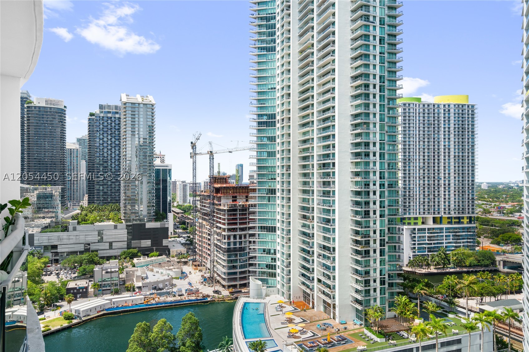 WIND CONDO - Residential Lease