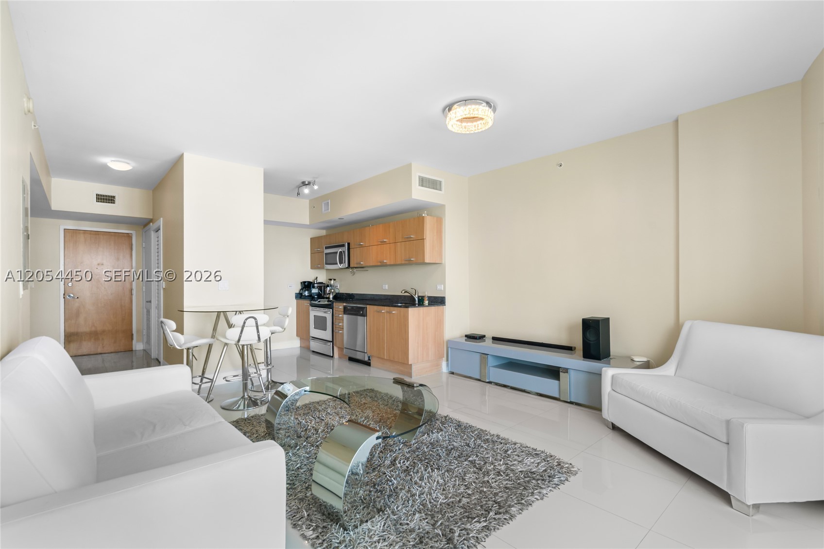 WIND CONDO - Residential Lease