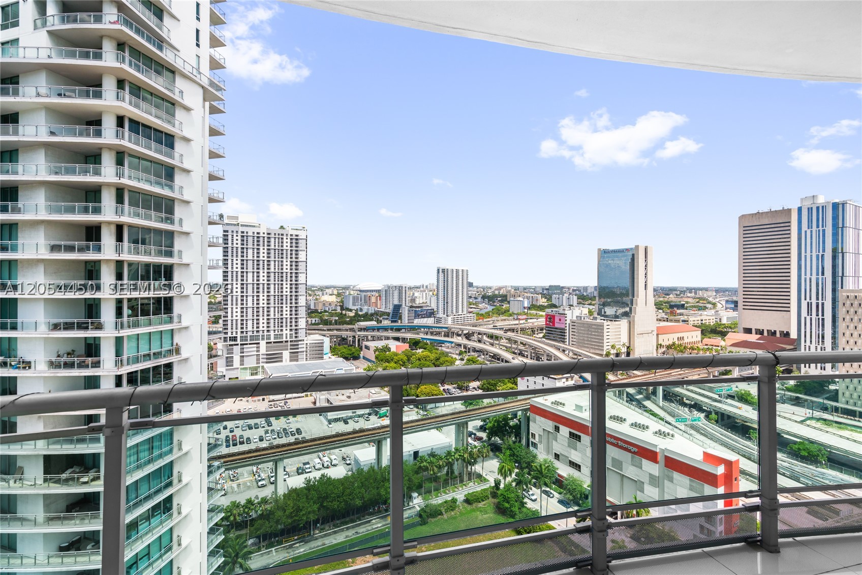 WIND CONDO - Residential Lease