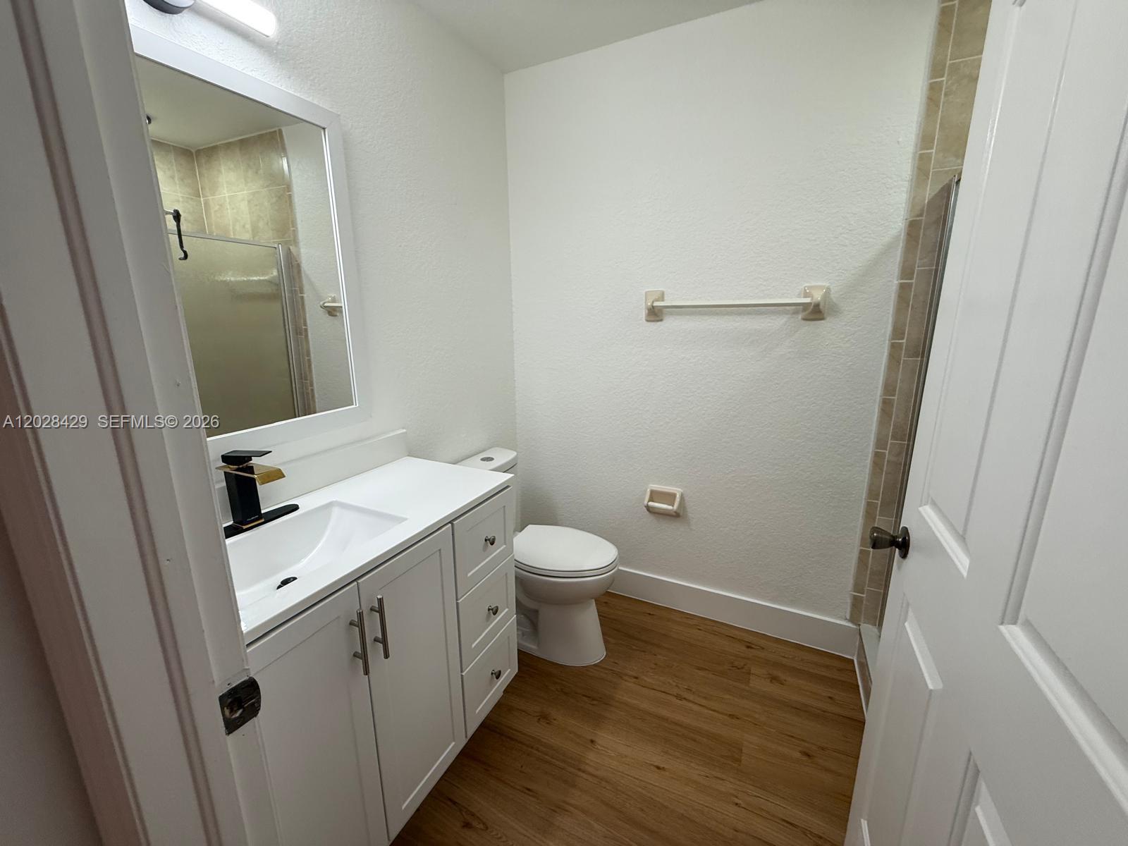 IBIS VILLA AT MIAMI GARDE - Residential