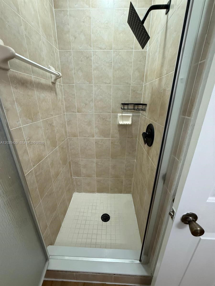 IBIS VILLA AT MIAMI GARDE - Residential