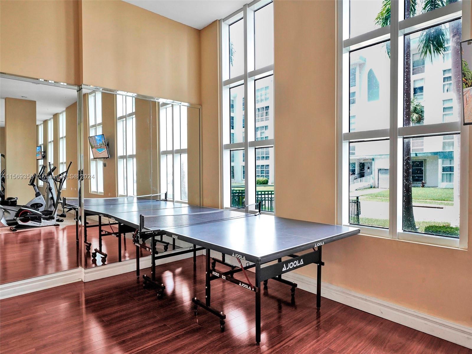 KING DAVID OF SUNNY ISLES - Residential Lease