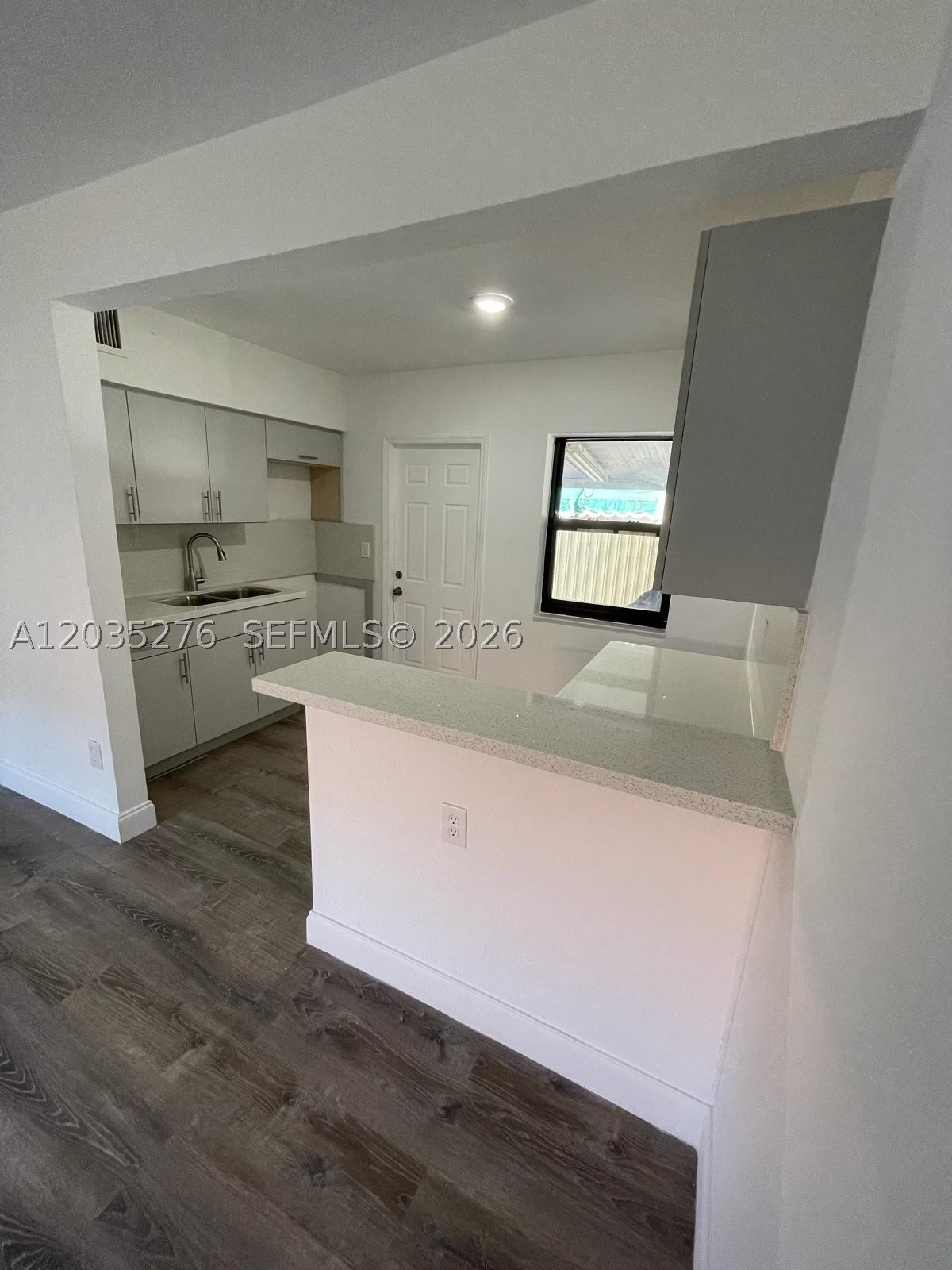 CORAL TERR SEC NO 2 - Residential Lease