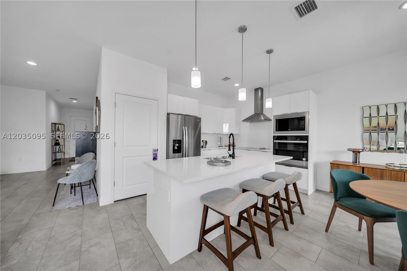 Port LaBelle - Residential