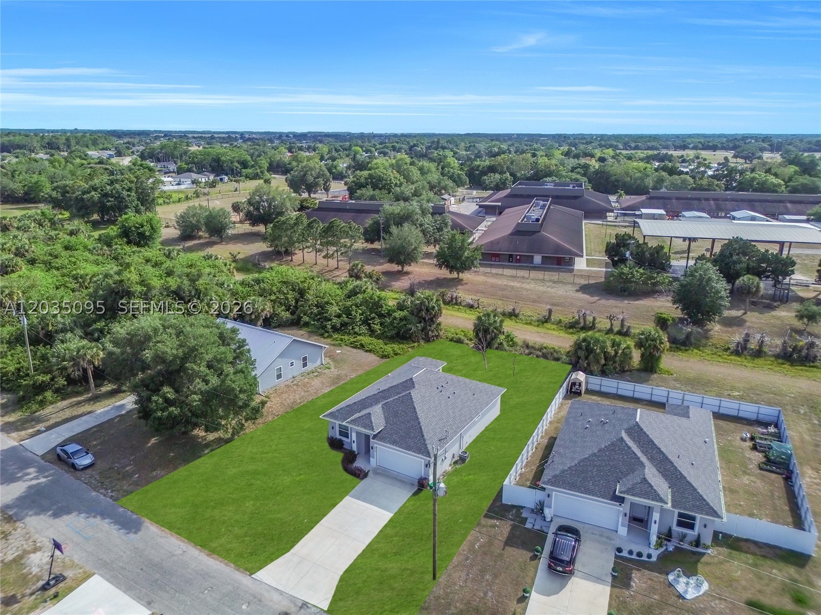 Port LaBelle - Residential