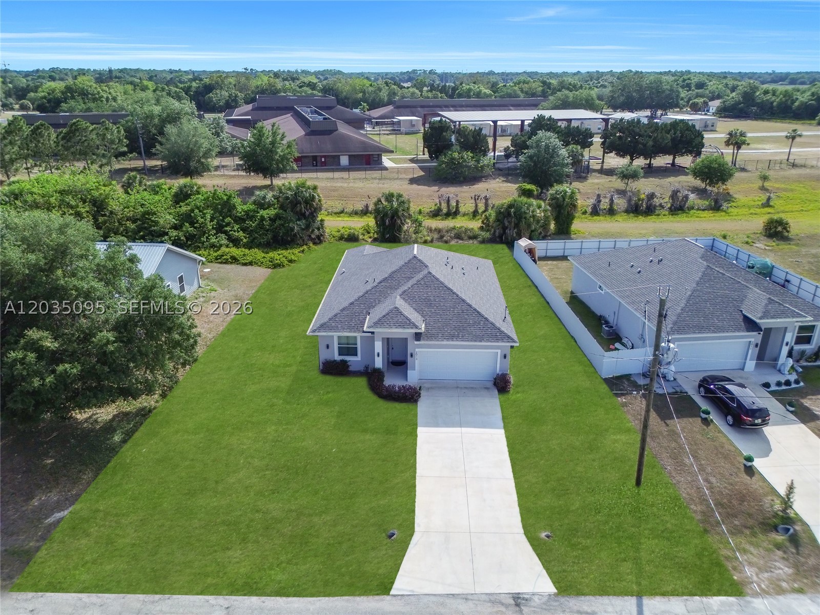 Port LaBelle - Residential