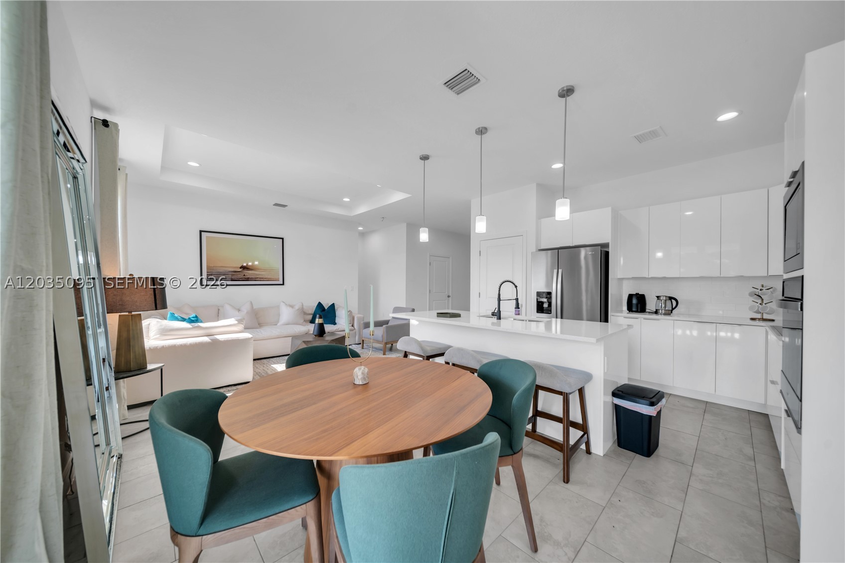 Port LaBelle - Residential