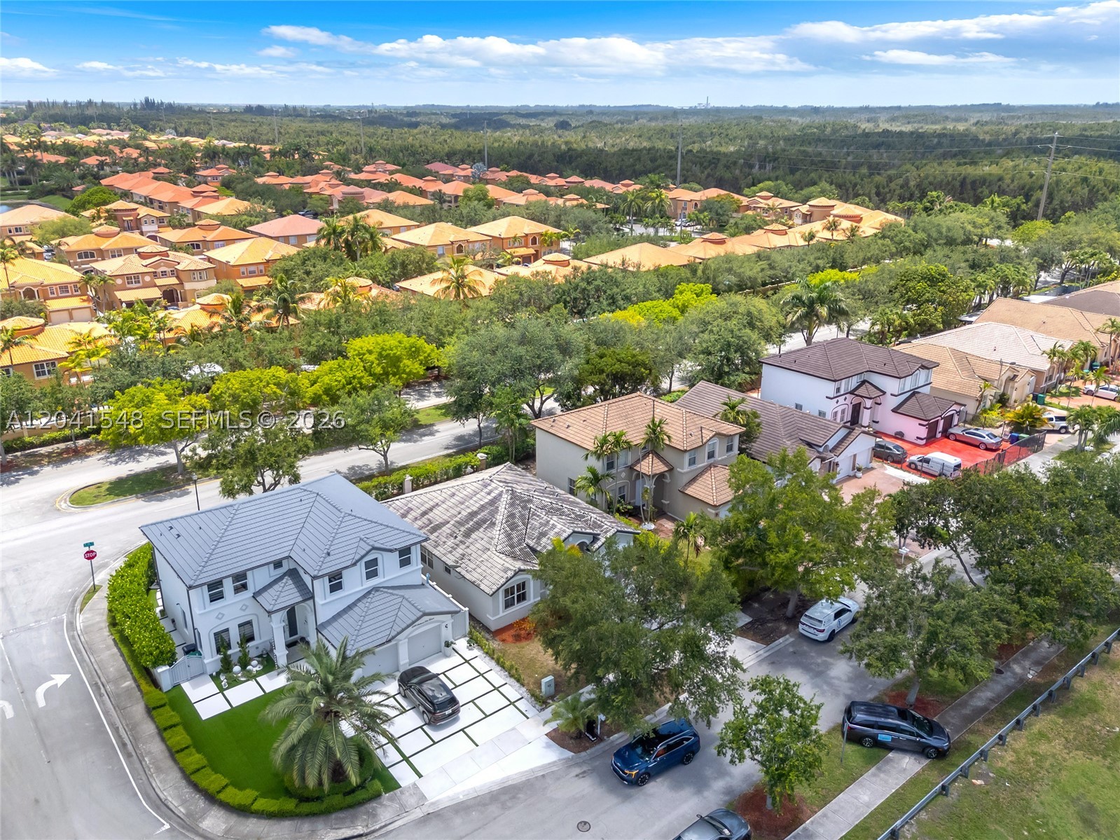 CENTURY ESTATES - Residential