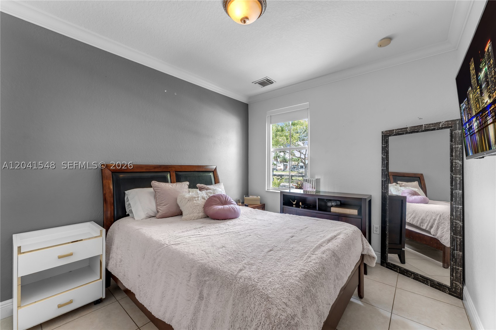 CENTURY ESTATES - Residential