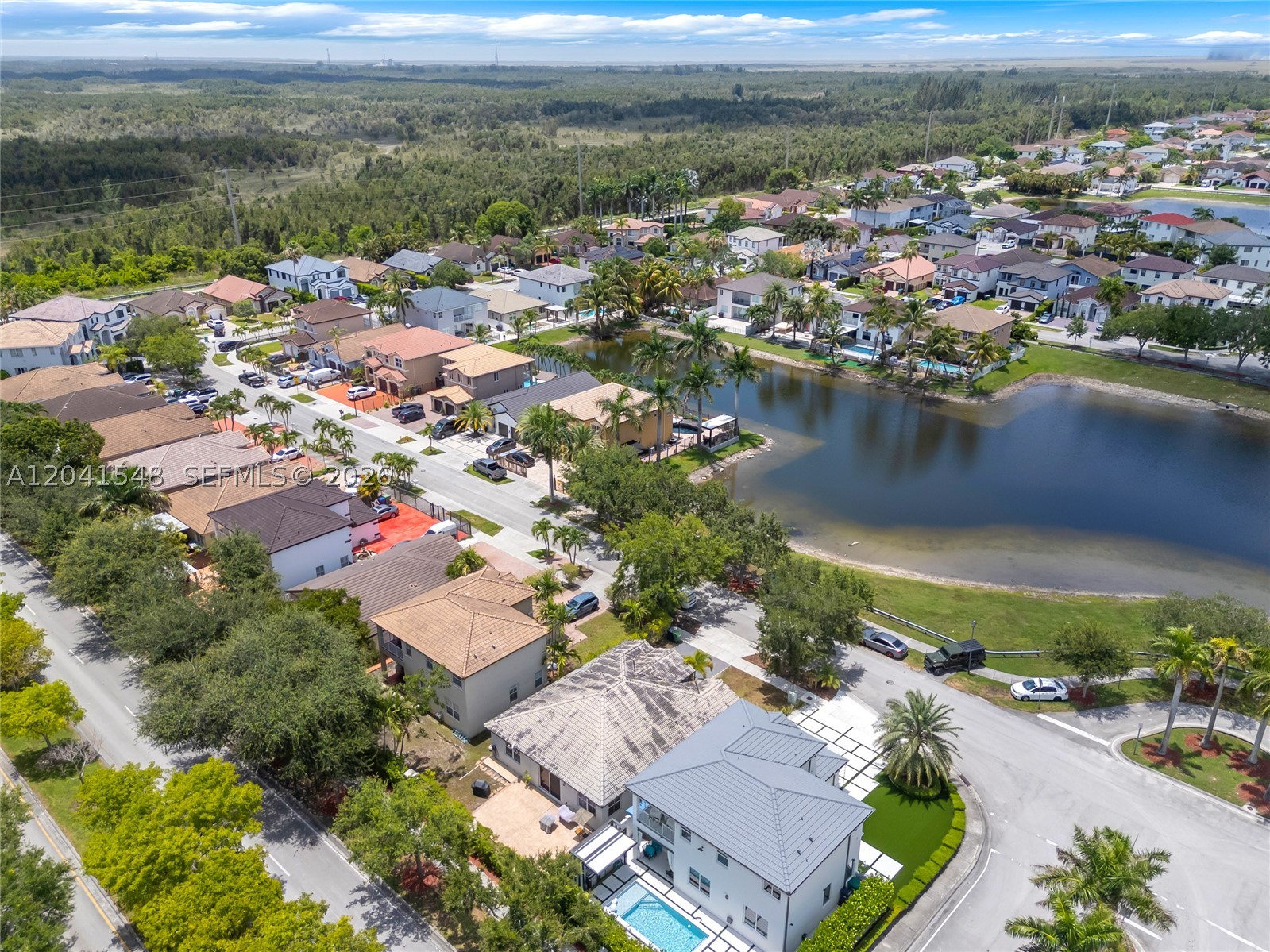 CENTURY ESTATES - Residential