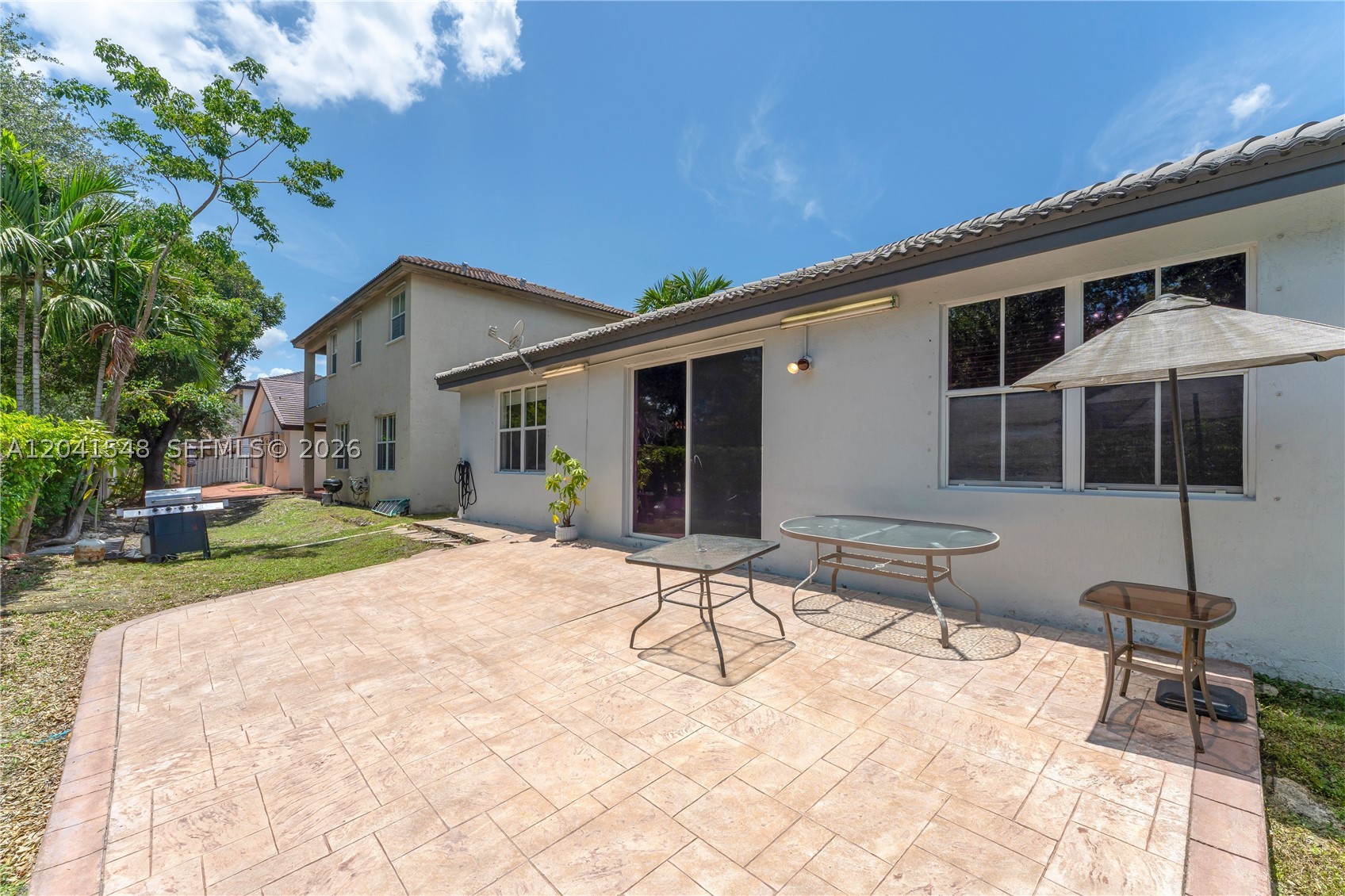 CENTURY ESTATES - Residential