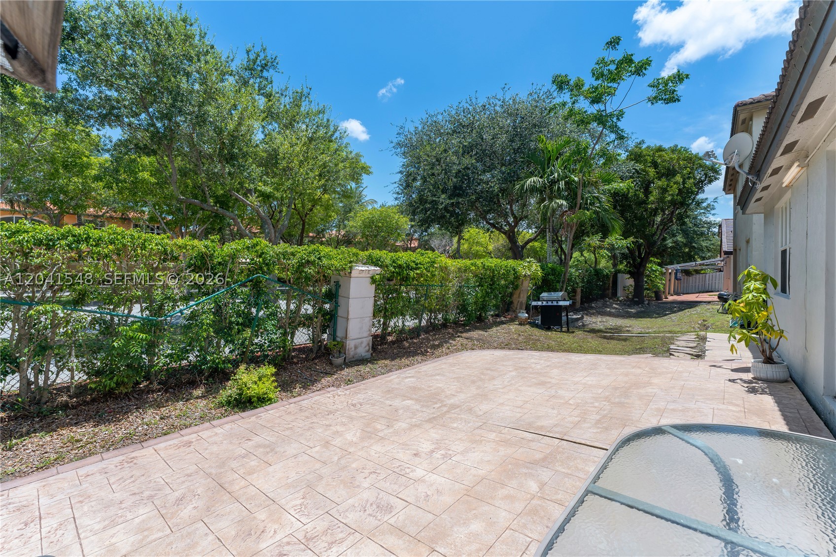 CENTURY ESTATES - Residential